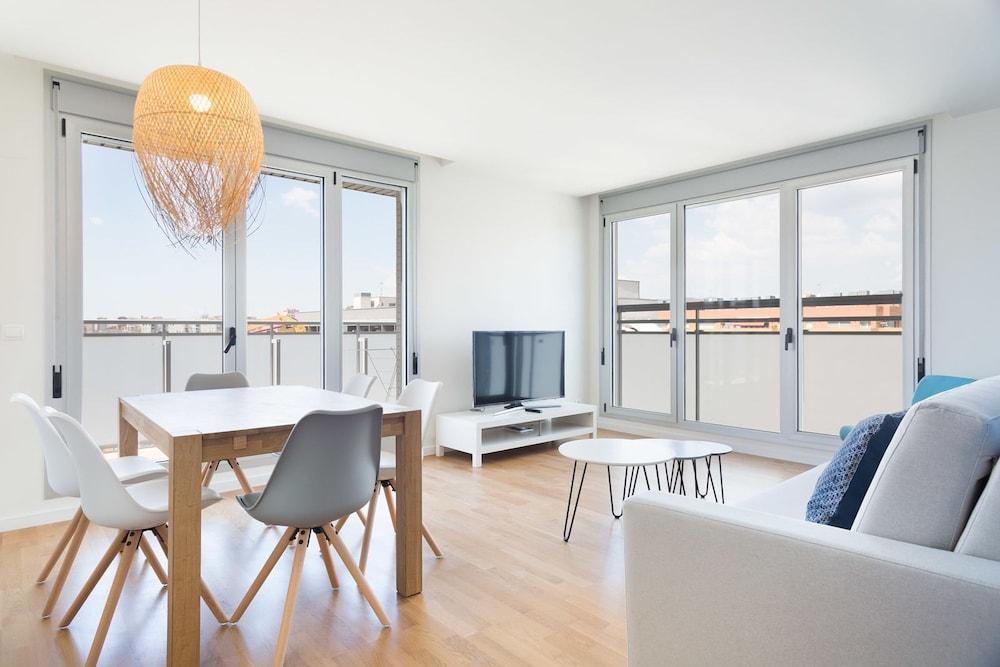 Olala Port Forum Apartments Sant Adria de Besos Ngoại thất bức ảnh