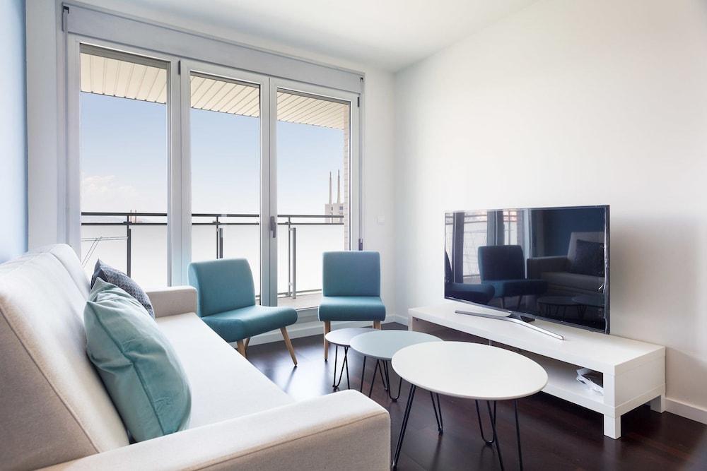 Olala Port Forum Apartments Sant Adria de Besos Ngoại thất bức ảnh