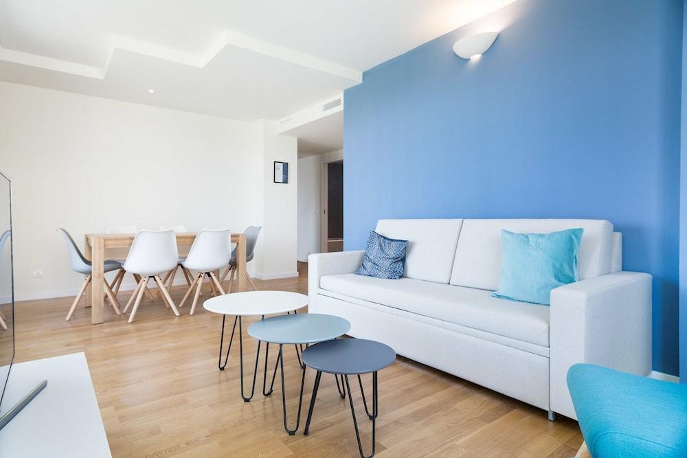 Olala Port Forum Apartments Sant Adria de Besos Ngoại thất bức ảnh