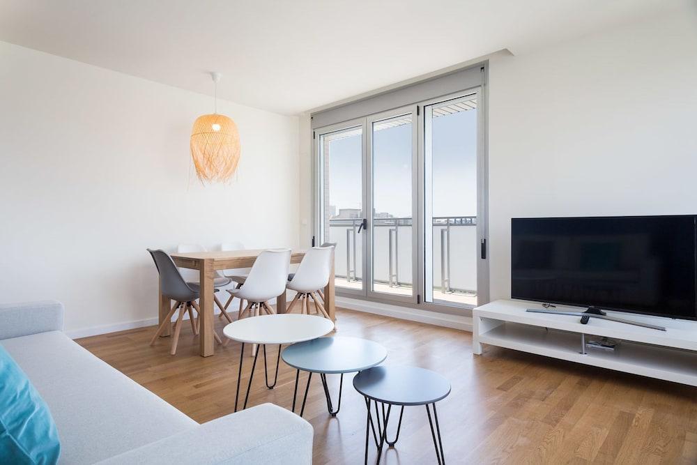Olala Port Forum Apartments Sant Adria de Besos Ngoại thất bức ảnh